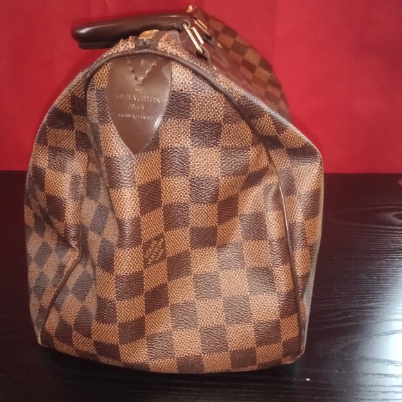 100% Authentic Large, Louis Vuitton Brown Monogram - Picture 2 of 5